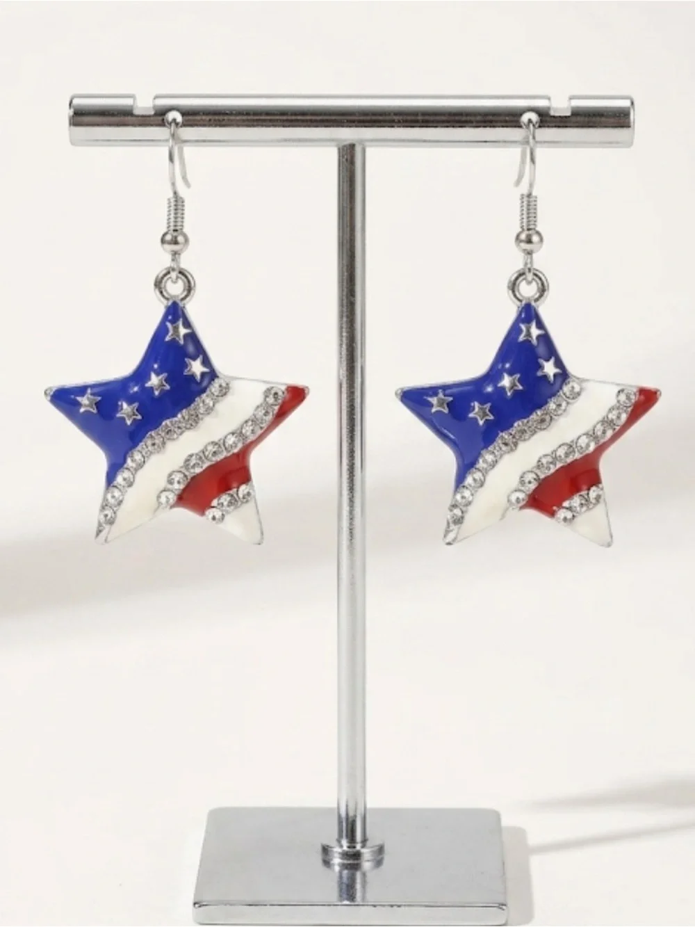 New Patriotic USA Flag Star Earrings Rhinestones Dangle 4th of July
C3 - Picture 2 of 5